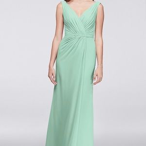 NWT-Bridesmaid-Dress-DAVID-BRIDAL-F19585-Spa Color
